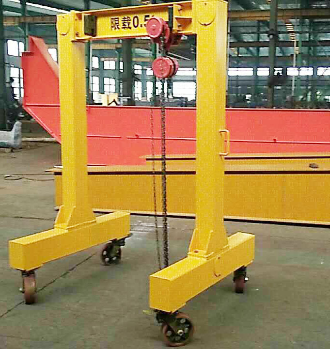 簡(jiǎn)易門(mén)式起重機(jī).jpg